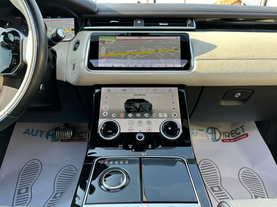 Automobil