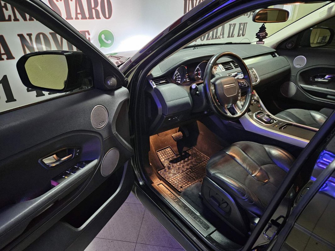 Automobil