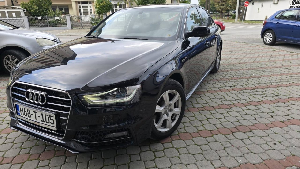 Automobil