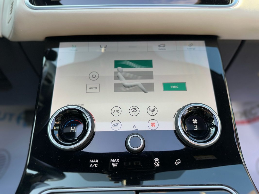 Automobil