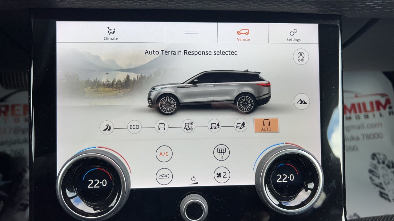 Automobil