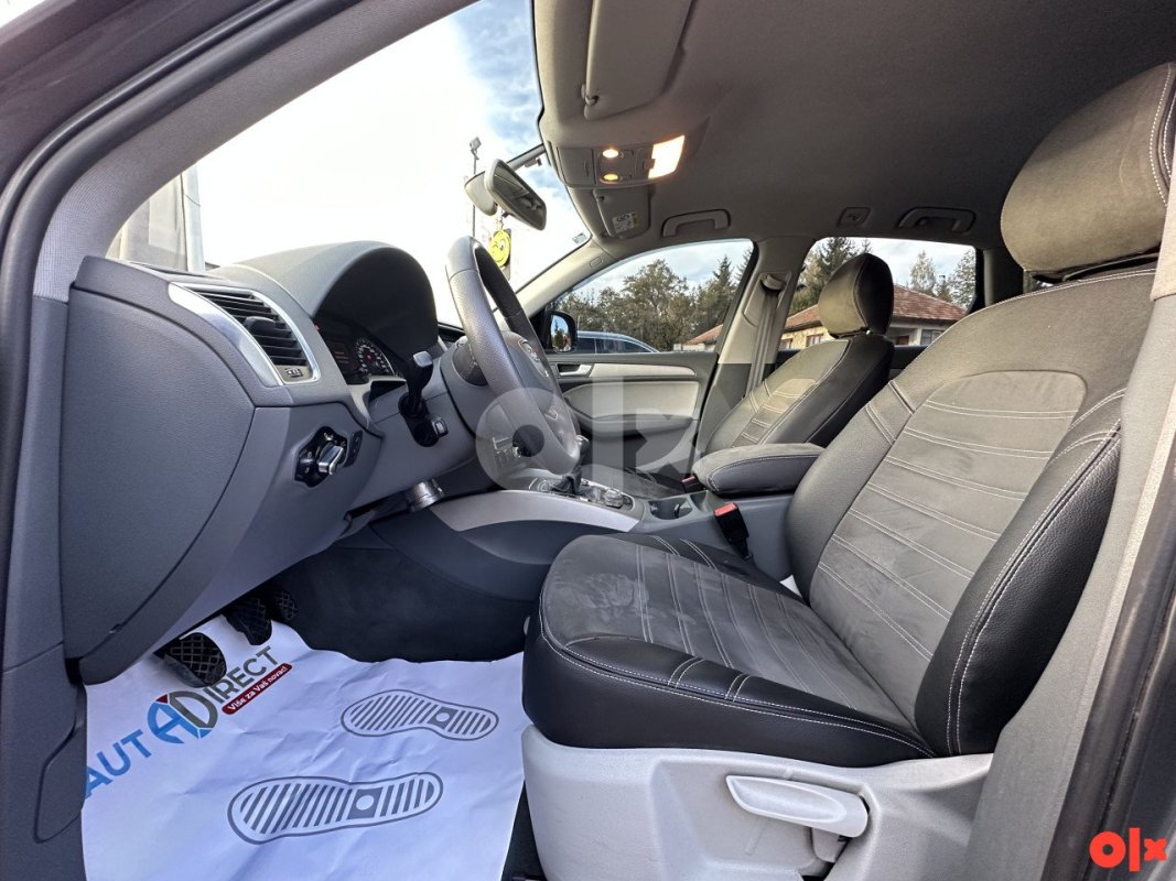 Automobil