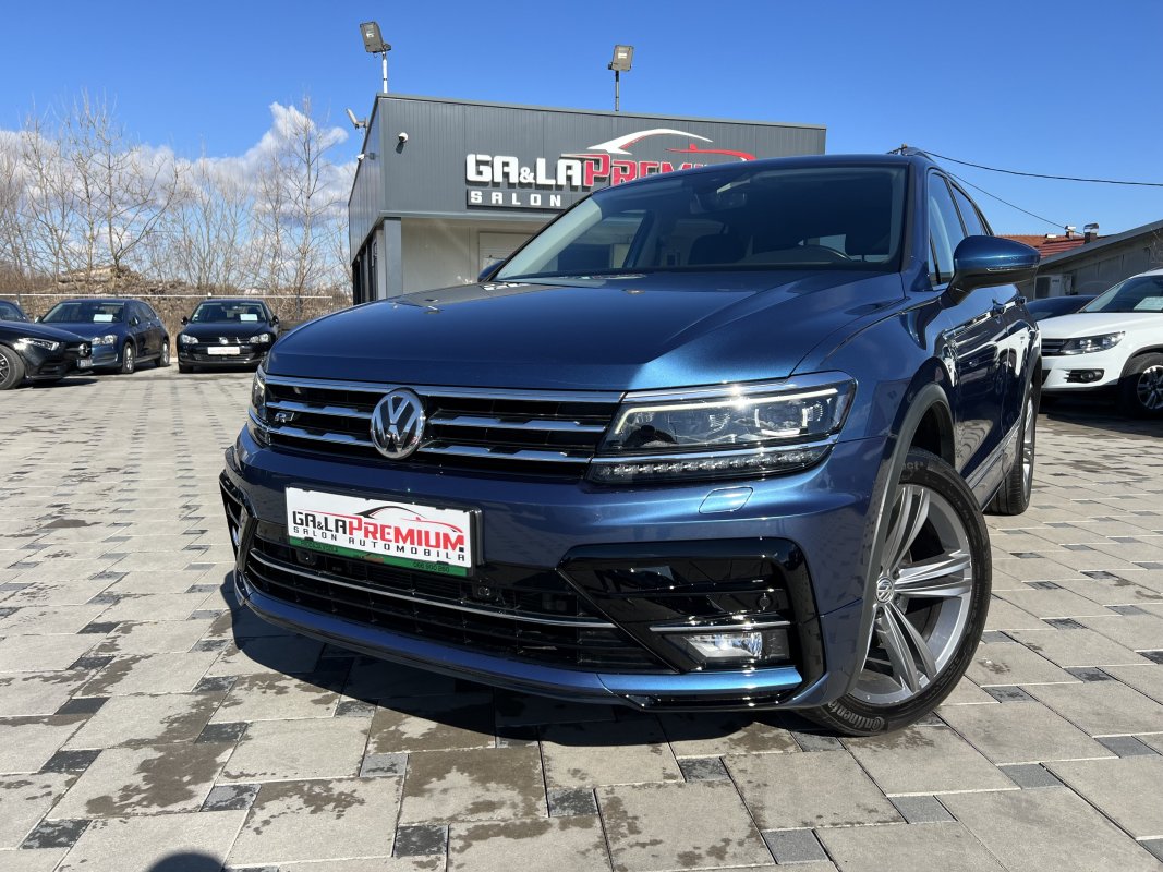 Automobil