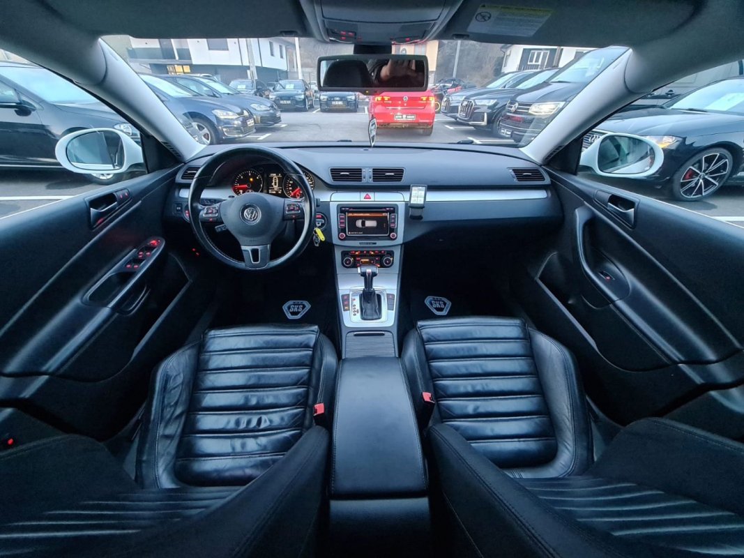 Automobil