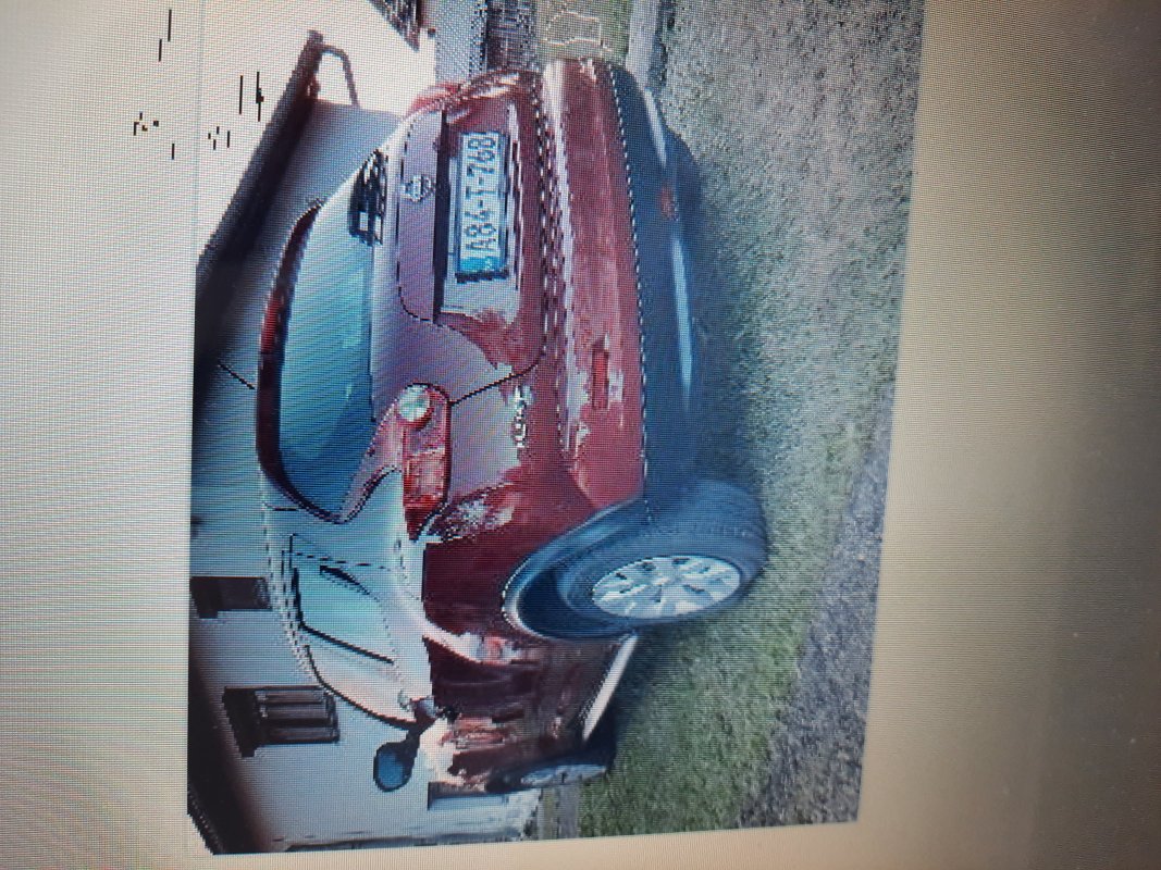 Automobil