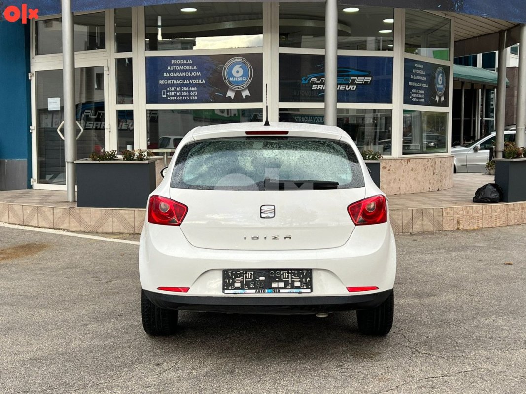 automobil Automobil