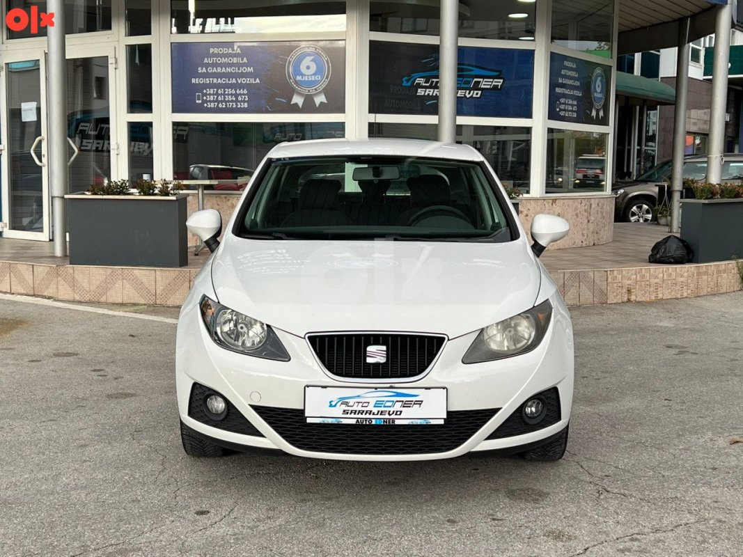 automobil Automobil
