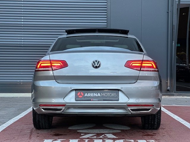 automobil Automobil