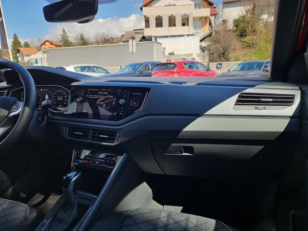 automobil Automobil