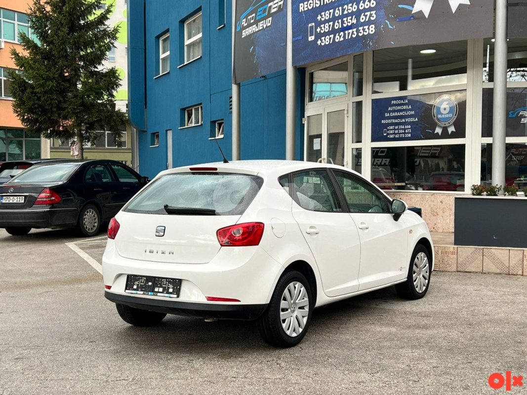 automobil Automobil