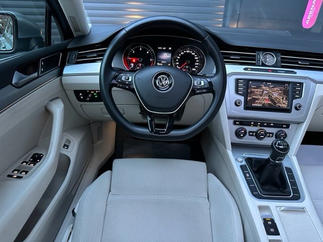 automobil Automobil